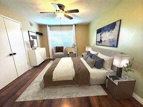 2057 Royalty Dr in Pomona, CA - Building Photo - Building Photo
