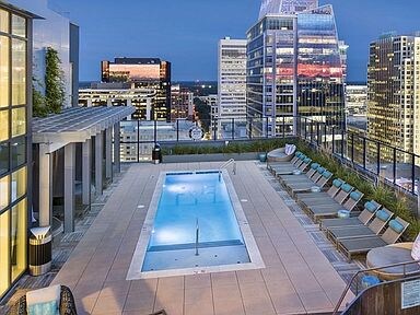 225 S Poplar St-Unit -TT-26263-1 LM in Charlotte, NC - Building Photo - Building Photo