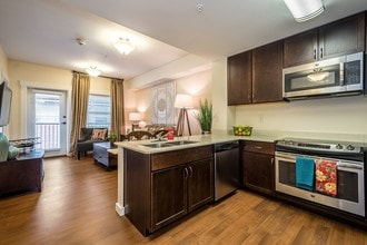 Kings Reserve Suwanee in Suwanee, GA - Building Photo - Building Photo