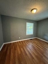 63 Wilkes Cir in Birmingham, AL - Building Photo - Building Photo