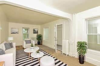 250 N Irving Ave in Minneapolis, MN - Building Photo - Building Photo