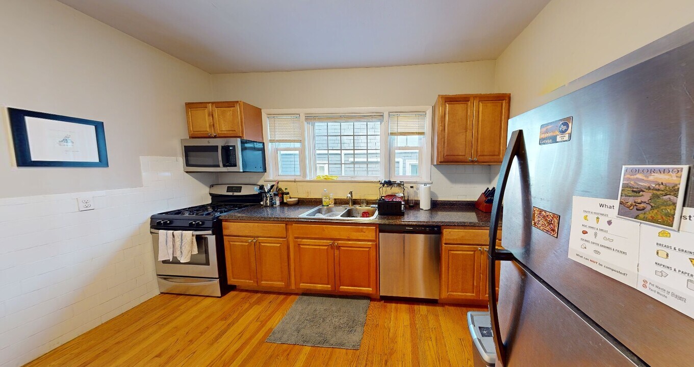 23 Tufts St, Unit 2T in Cambridge, MA - Foto de edificio