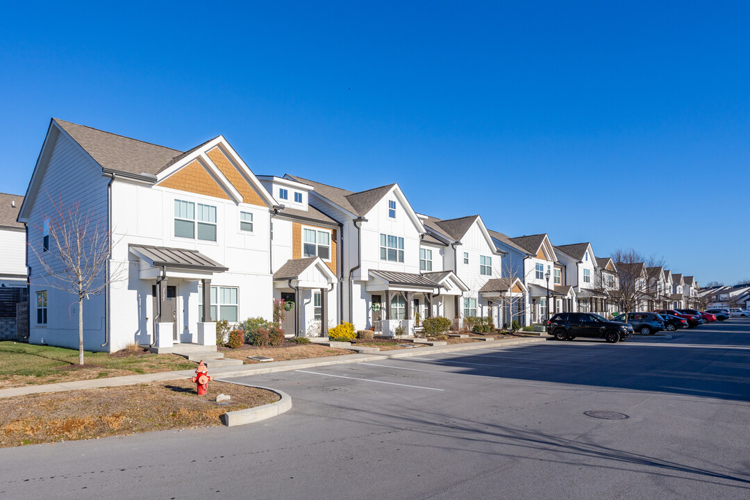 Robinson Rowhouses in Old Hickory, TN - Building Photo