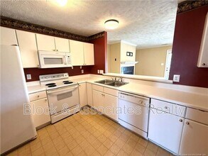 361 Bubble Creek Ct in Fayetteville, NC - Building Photo - Building Photo