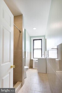 537 Unruh Ave photo'