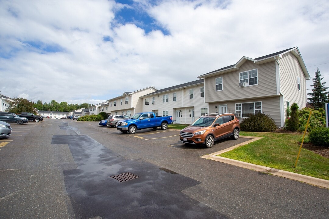 59 Walter Cl in Fredericton, NB - Building Photo