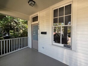 3908 Camp St, Unit 3908 in New Orleans, LA - Foto de edificio - Building Photo