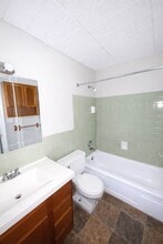 Foxwood Apartments in Coraopolis, PA - Building Photo - Building Photo