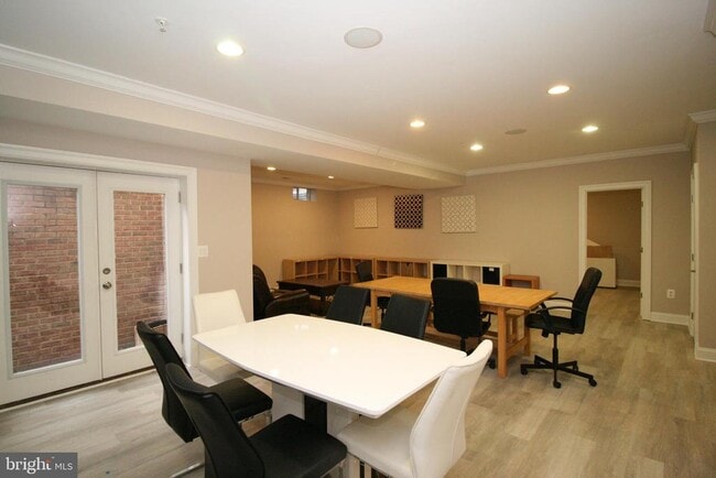 102 Bullard Cir in Rockville, MD - Building Photo - Building Photo