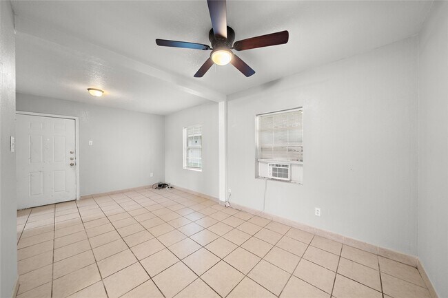 property at 806 3rd Ave N