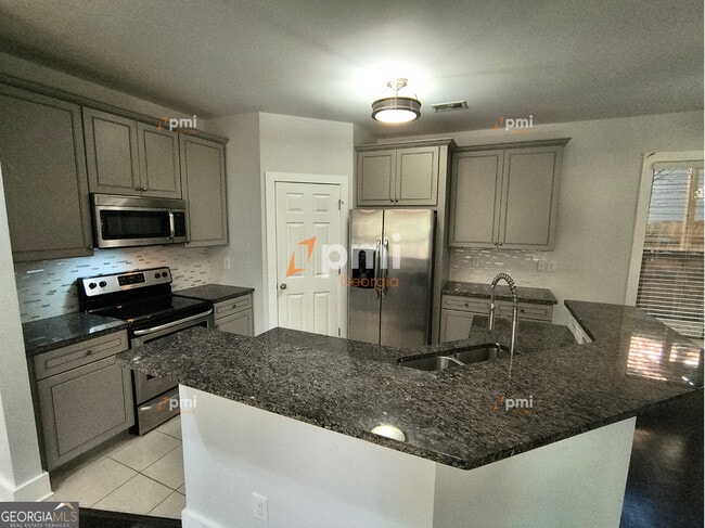 1778 Maple Walk Cir SW in Atlanta, GA - Building Photo - Building Photo