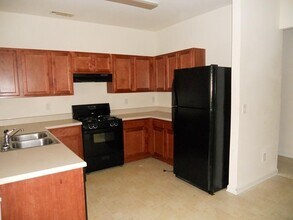 3980 Isaac Ct in Lilburn, GA - Building Photo - Building Photo