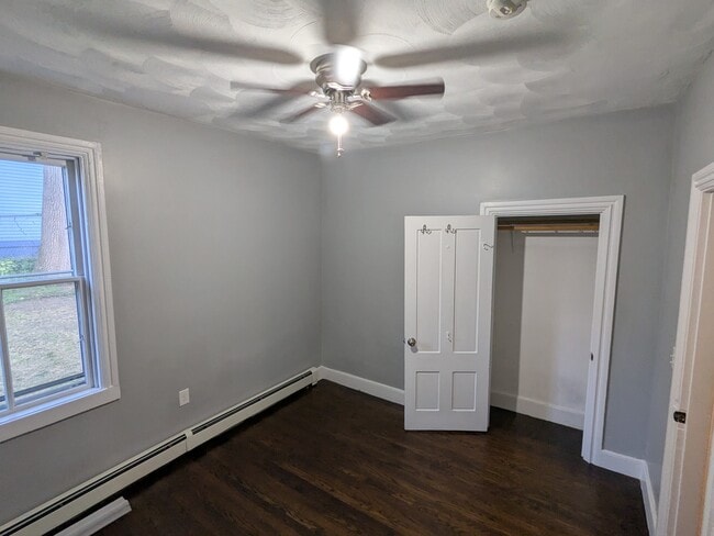 37 Royal St, Unit East side apartment