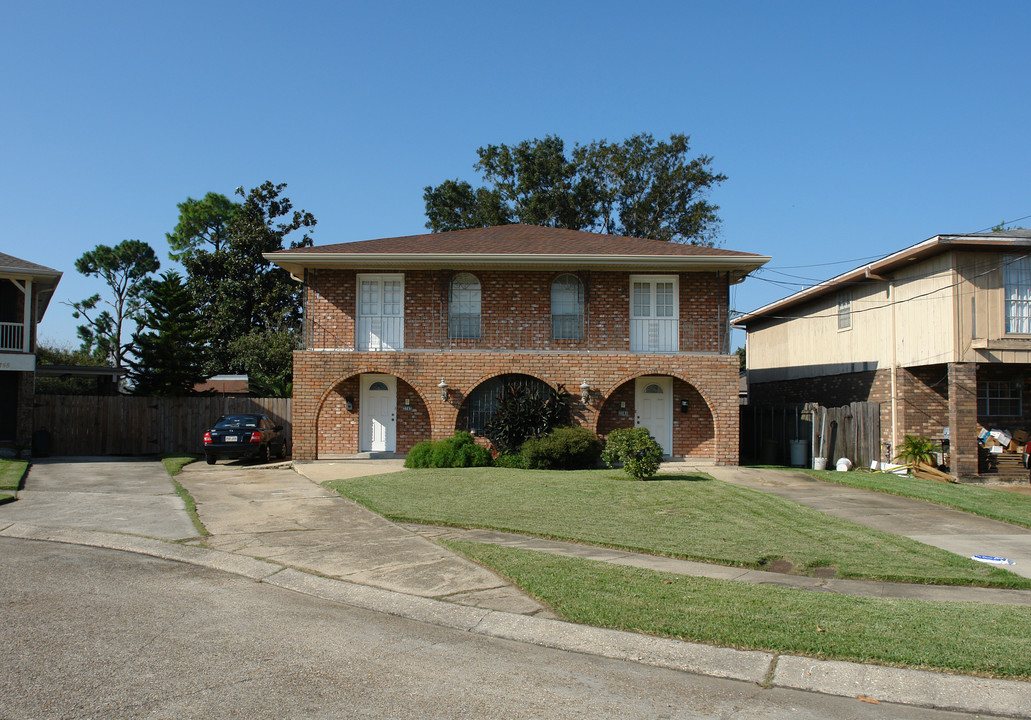 3743 Bunkerhill Dr in Metairie, LA - Building Photo