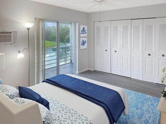 94 Northampton E in West Palm Beach, FL - Building Photo - Building Photo