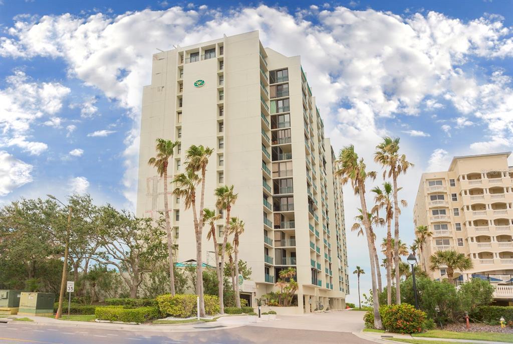 1380 Gulf Blvd in Clearwater, FL - Building Photo
