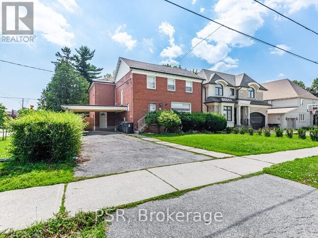 41 Fairholme Ave in Toronto, ON - Building Photo - Building Photo