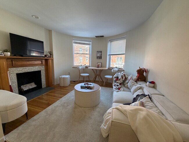 property at 90 Gainsborough St