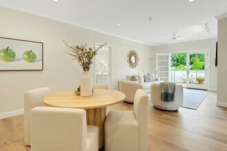 340 Heights Rd in Darien, CT - Building Photo - Building Photo