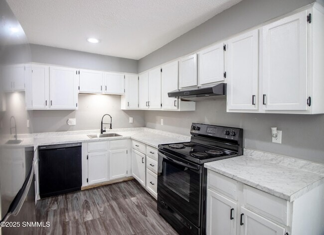 1306 Wyoming Ave in Las Cruces, NM - Building Photo - Building Photo