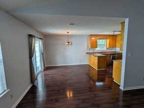 1777 Folkstone Rd in Tallahassee, FL - Building Photo - Building Photo