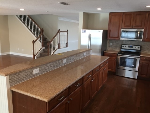 1194 Dawn Creek Ct in Jacksonville, FL - Foto de edificio - Building Photo