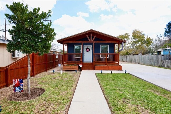 property at 6 Guerra Ave