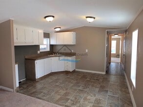 6268 Jefferson St in Spirit Lake, ID - Building Photo - Building Photo