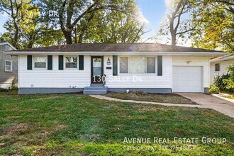 130 Sally Dr in Florissant, MO - Building Photo - Building Photo
