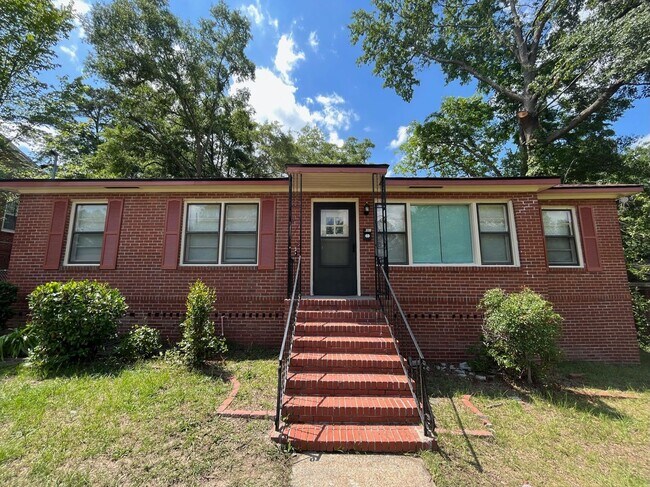 property at 2911 Gardenia St