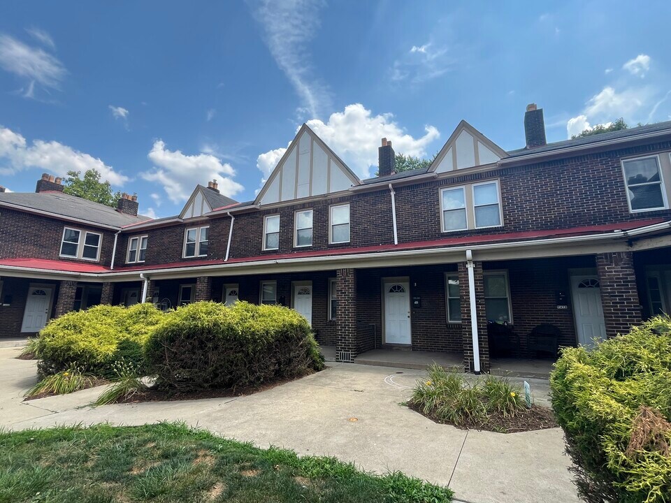 7455 Penfield Ct, Unit 7455 Penfield Ct in Pittsburgh, PA - Foto de edificio