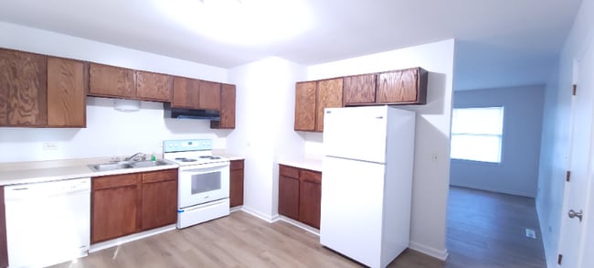 829 Washington St in Woodstock, IL - Building Photo - Building Photo