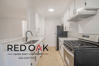 2244 S Western Ave in Los Angeles, CA - Building Photo - Building Photo