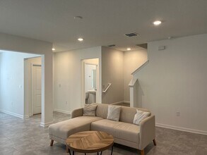 7067 Sienna Oak Aly in Orlando, FL - Building Photo - Building Photo