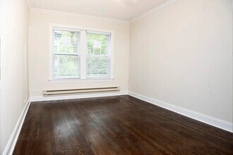 2151 N Fremont St, Unit 2151-1S in Chicago, IL - Foto de edificio - Building Photo