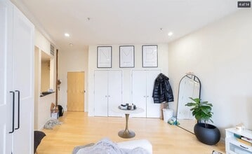 490 Harrison Ave in Boston, MA - Building Photo - Building Photo