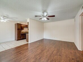 632 Timberline Dr in Hurst, TX - Building Photo - Building Photo