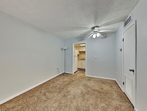 2517 Caper Ln in Maitland, FL - Building Photo - Building Photo