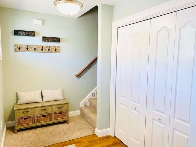 32 John St, Unit John Street Home in Taunton, MA - Building Photo - Building Photo