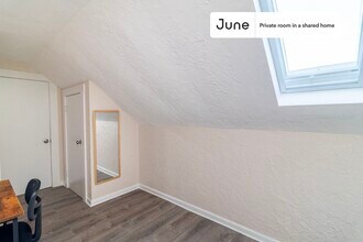 Private bedroom in 6 bed/2 bath Home in Boston, MA - Building Photo - Building Photo