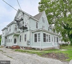 81 S Broadway in Pennsville Township, NJ - Building Photo - Building Photo
