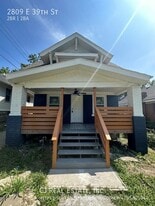 2809 E 39th St