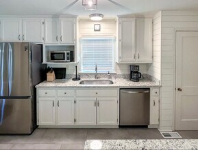 4445 6th Ave S in Birmingham, AL - Building Photo - Building Photo