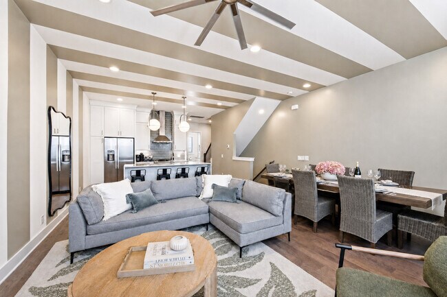 property at 2176 Carson St