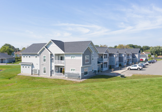 Contemporary Home Suites in Brewerton, NY - Building Photo - Building Photo