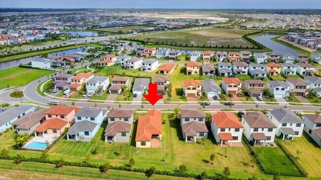 property at 4907 Coquina Pl