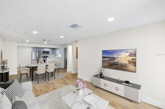 4403 N 48th St in Tampa, FL - Building Photo - Building Photo