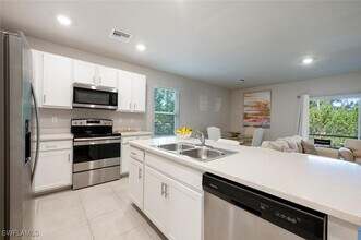 15201 Wildflower Cir in Naples, FL - Building Photo - Building Photo