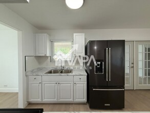 6426 Flint Rock Dr in San Antonio, TX - Building Photo - Building Photo