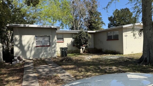 property at 743 Essex Rd